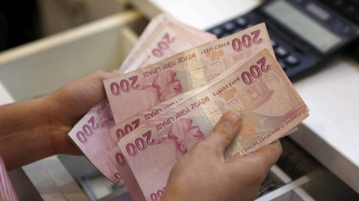 Nisan TÜFE beklentinin altında arttı: Çekirdek enflasyon alarm veriyor