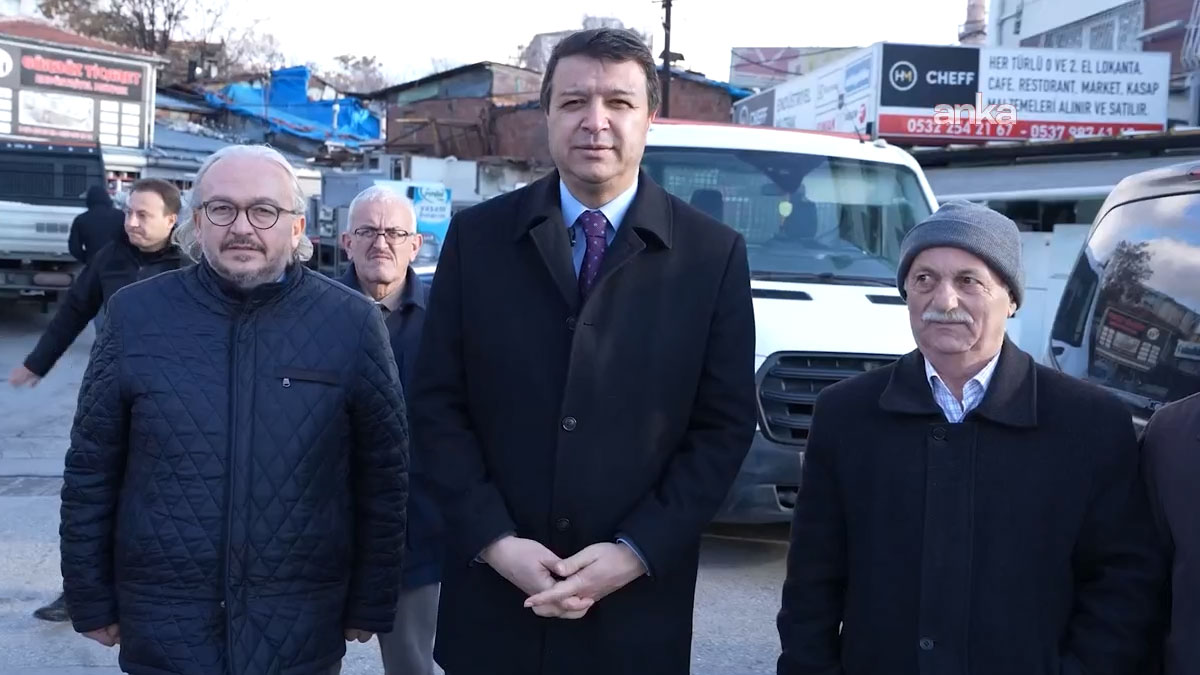 Arıkan otelde kalan emeklileri ziyaret etti: 'Sorun kaynak yokluğu değil, iktidarın adalet ve vicdan eksikliğidir'