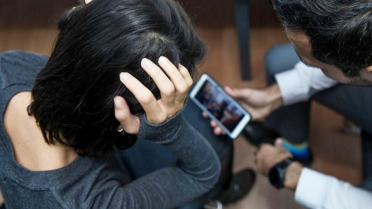 Sosyal medyada cinsel şantaj yöntemi: Görüntülerle tehdit edip para talep ediyorlar
