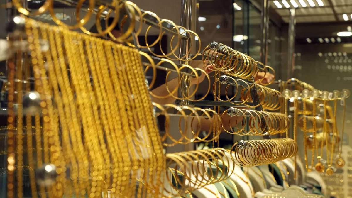 Altında dalgalanma sürüyor: Dev bankalar ikiye bölündü, en düşük ve en yüksek tahminler açıklandı