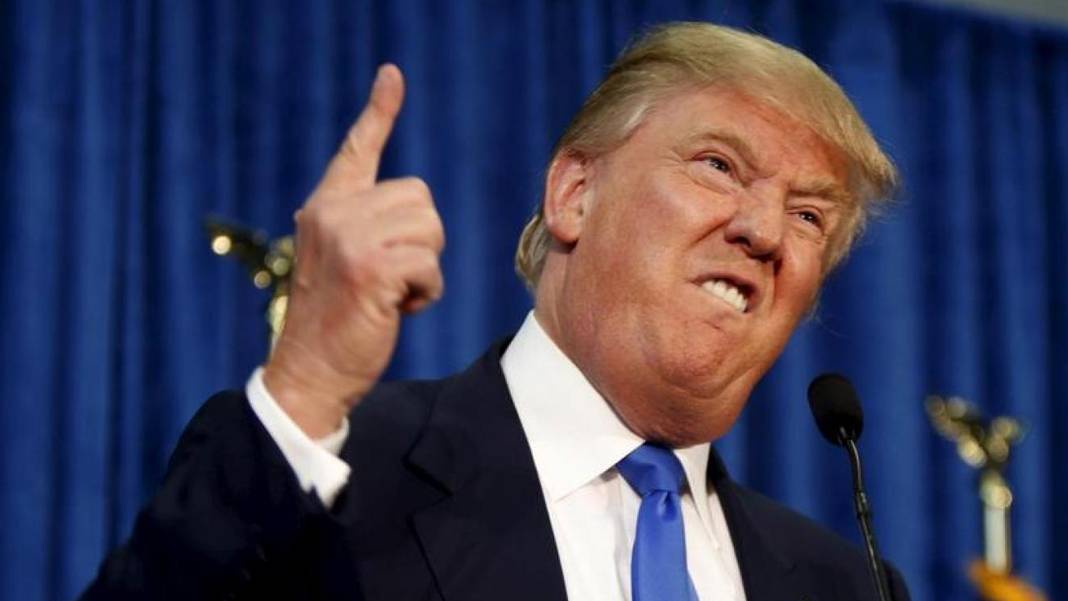 İran’daki kritik operasyonda şaşırtan olay: Sinir krizi geçiren Trump 'Durum Odası'na sokulmadı