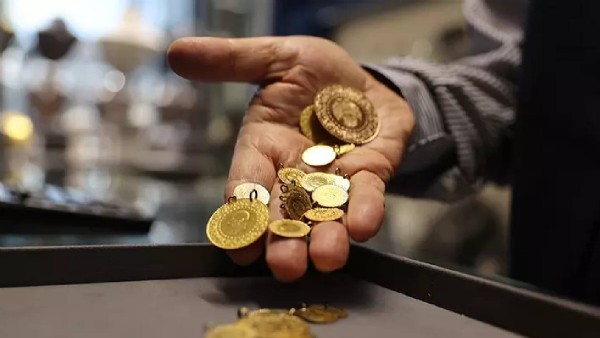 Altının gramı 7 bin 35 liradan işlem görüyor